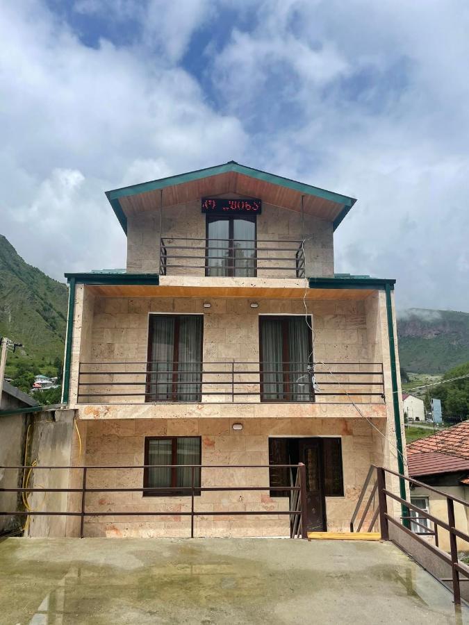 Hotel Shina Kasbegi Buitenkant foto