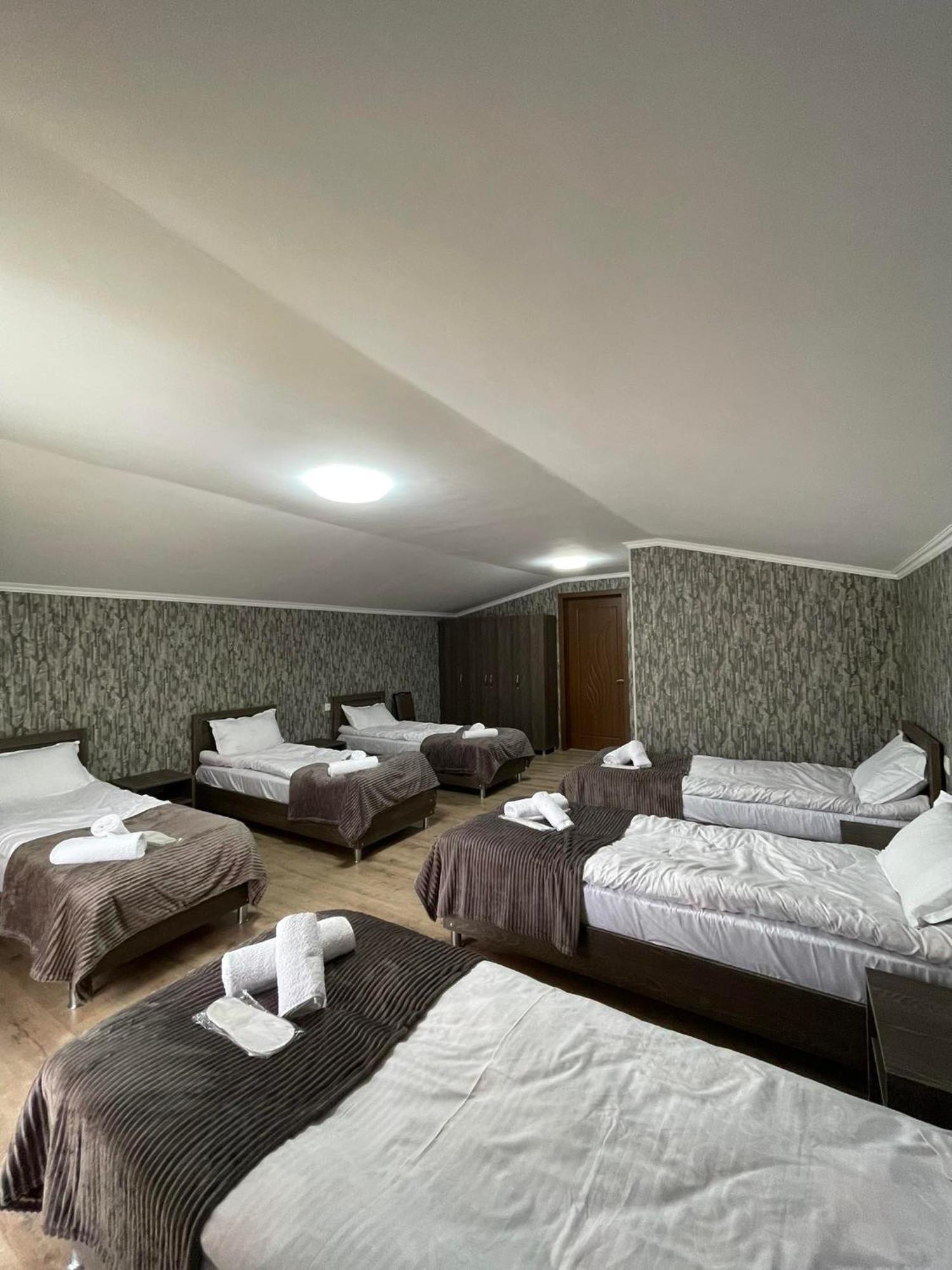 Hotel Shina Kasbegi Buitenkant foto